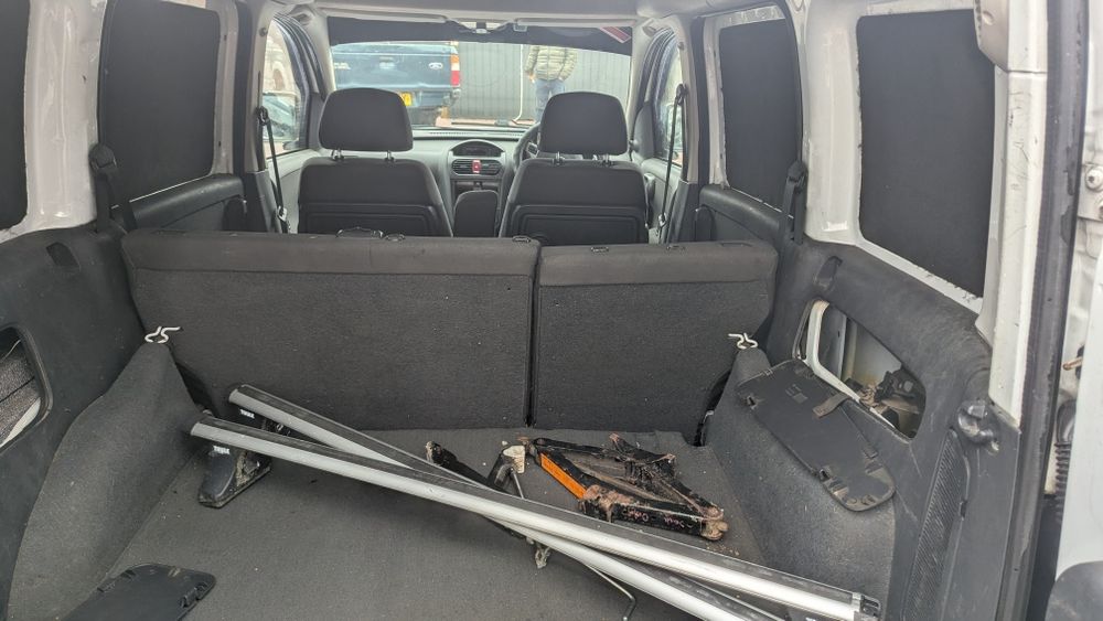 Опель Комбо 2011 для військових, волонтерів 1,3д