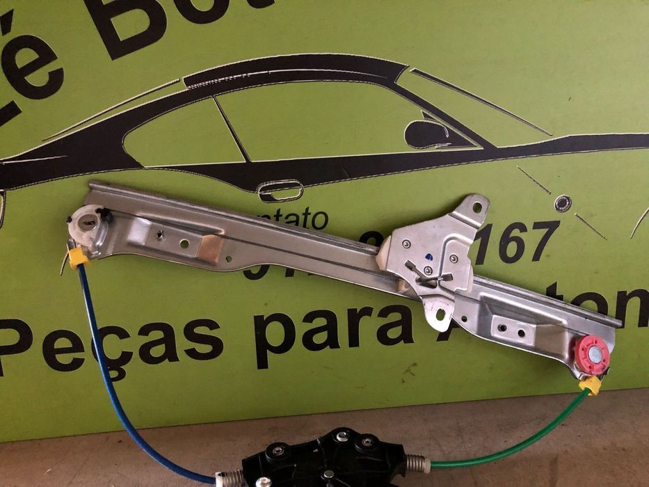 OPEL CORSA E ELEVADOR PORTA FRENTE DIREITA - E083