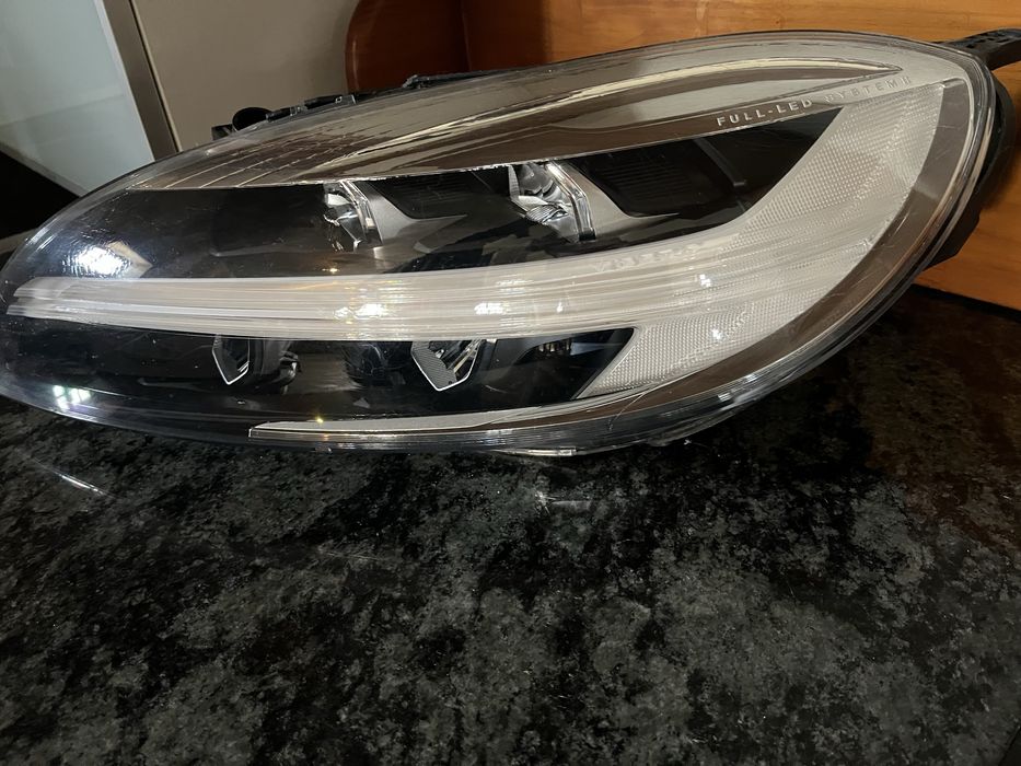 Óticas para Volvo V40