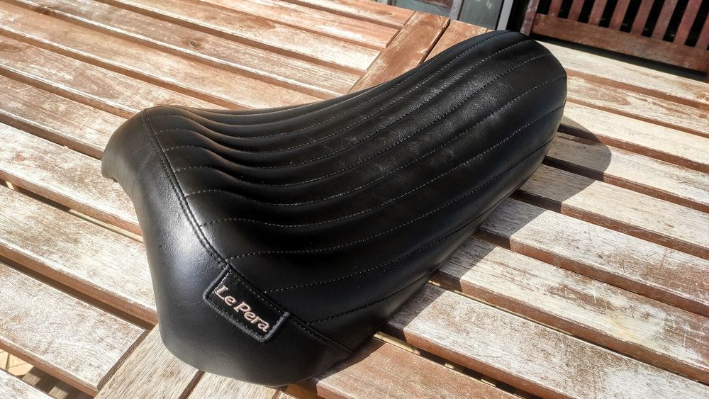 LePera Bare Bones - Rockin' Pleats