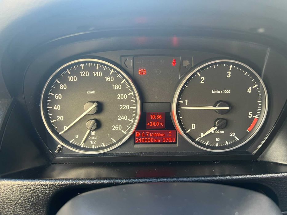 Vendo BMW X1 2010 em óptimo estado