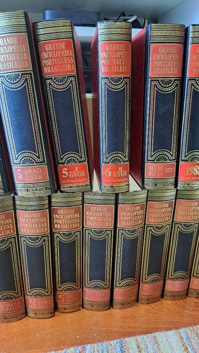 Grabde Enciclopedia Portuguesa Brasileira