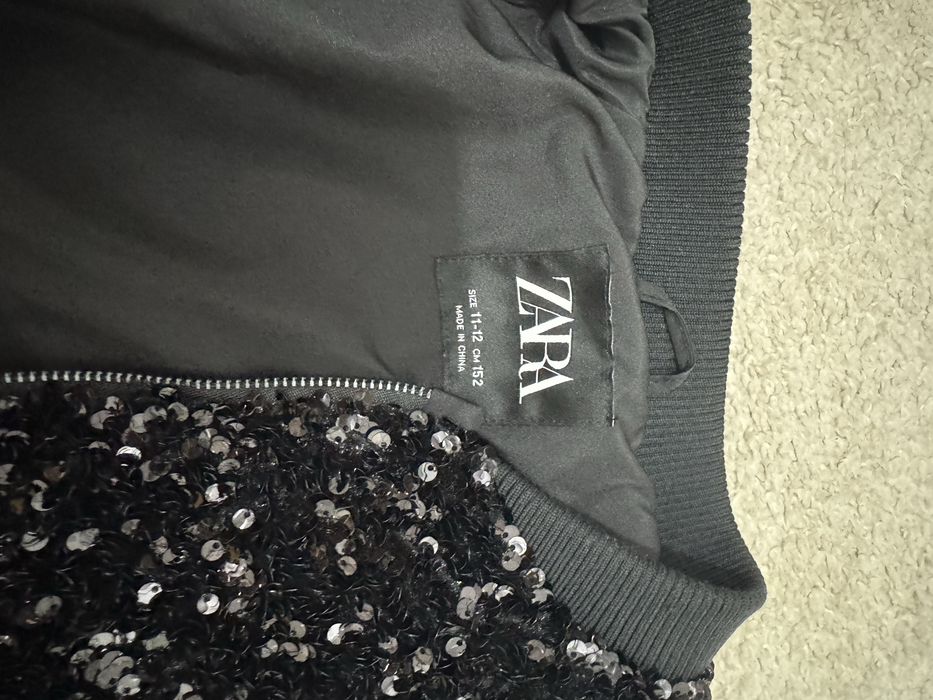 Дитяча куртка Zara з паєтками
