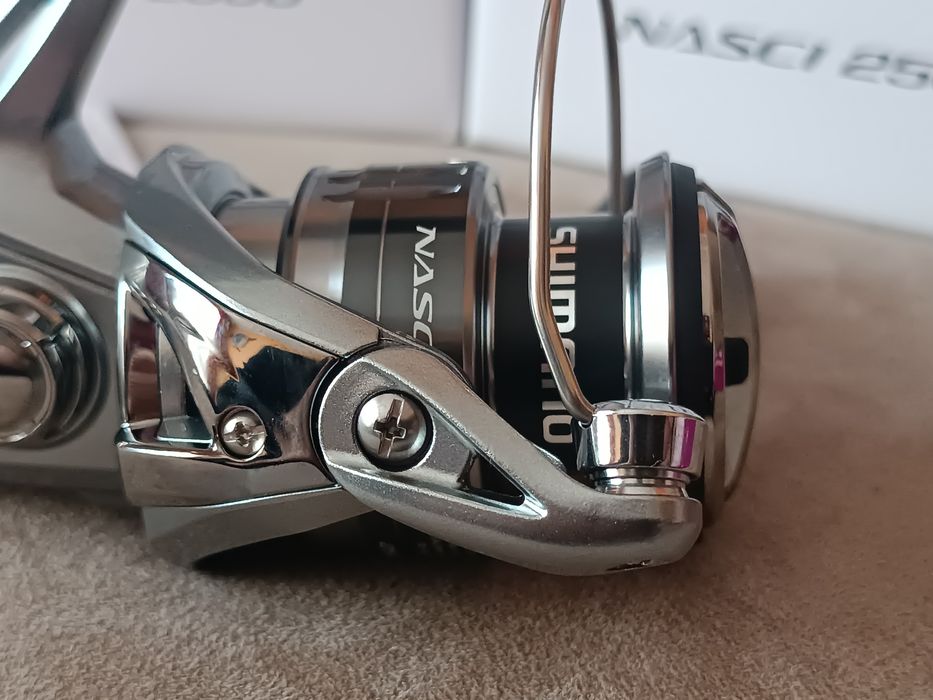 Котушка Shimano 21 Nasci 2500 FC