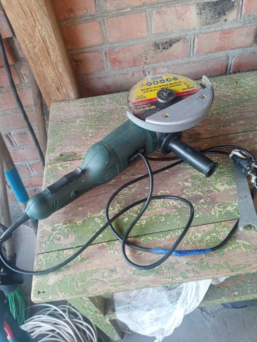 Продам кутову шліфмашинку