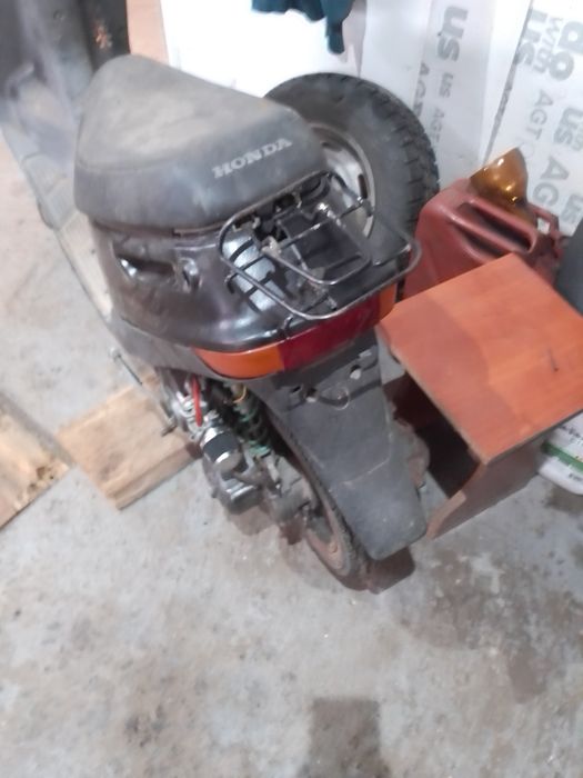 Продам скутер Хонда дио