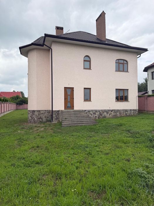 Продається 5кімнатний будинок В Кучурів вул В Великого