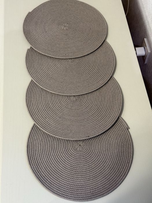 Серветки сервіровочні