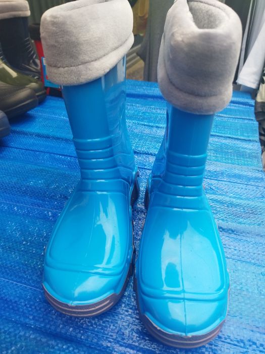 Nowe niebieskie kalosze dziecięce firmy ZetPol