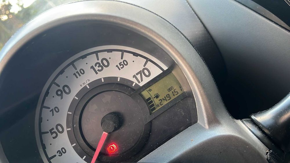 Citroën C1 2006 – 1.0 Gasolina – AC– Bateria nova - Painel de Bordo