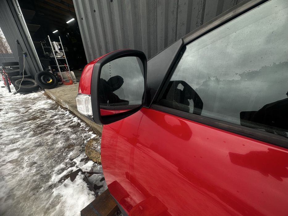 Двері передні renault megan 3 меган 3 універсал замок підйомник