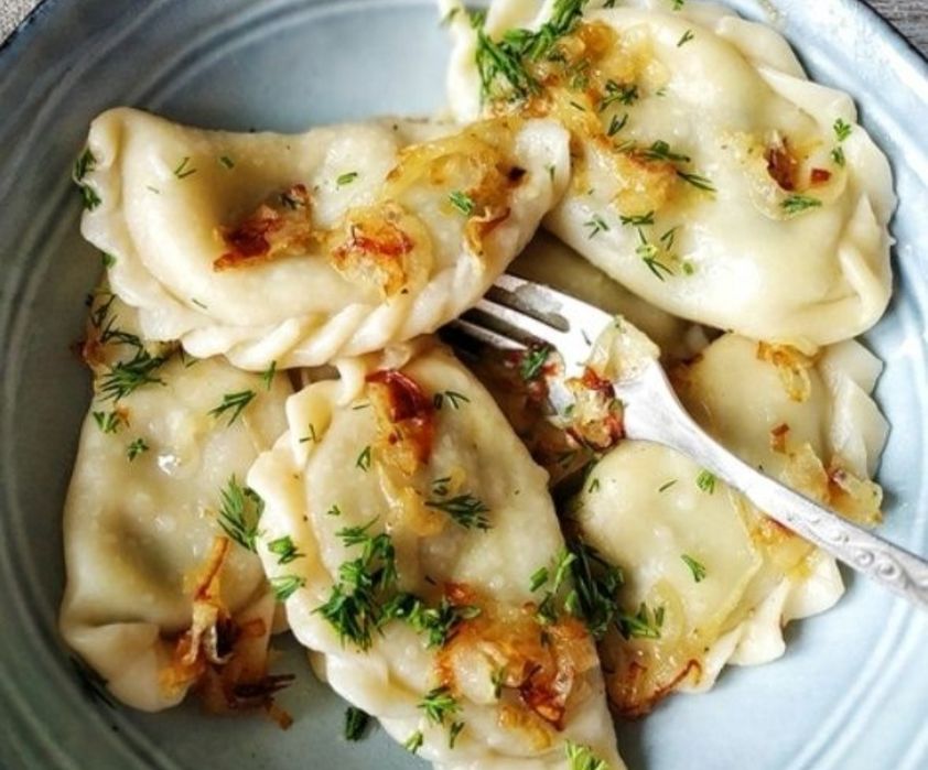 Pierogi, uszka , kotlety, paszteciki domowe.