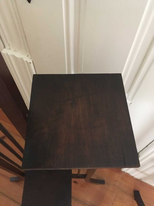 Conjunto de 2 Colunas Floreiras antigas