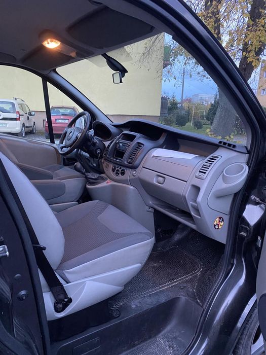 Opel Vivaro 2.0 2013