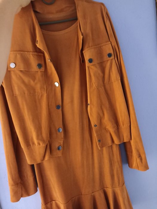 Костюм двойка плаття і піджак мікрофон замша матеріалдуже стильне,42-