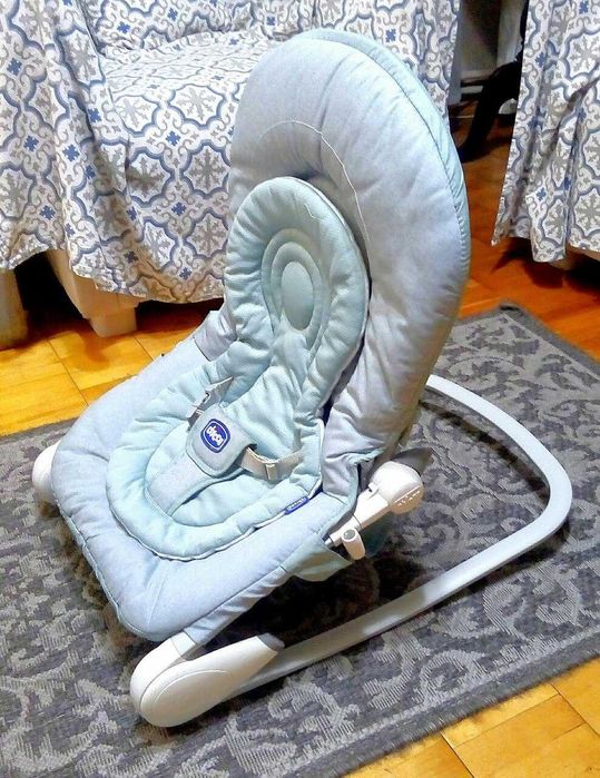 Кресло качалка Chicco Hoopla