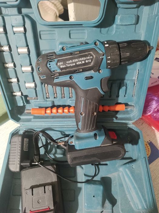 Шуруповерт cordless drill