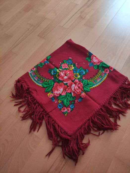 Продам хусткі шерсть,напішерсть