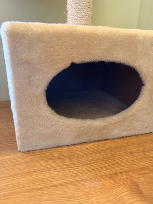 Лежанка для котика