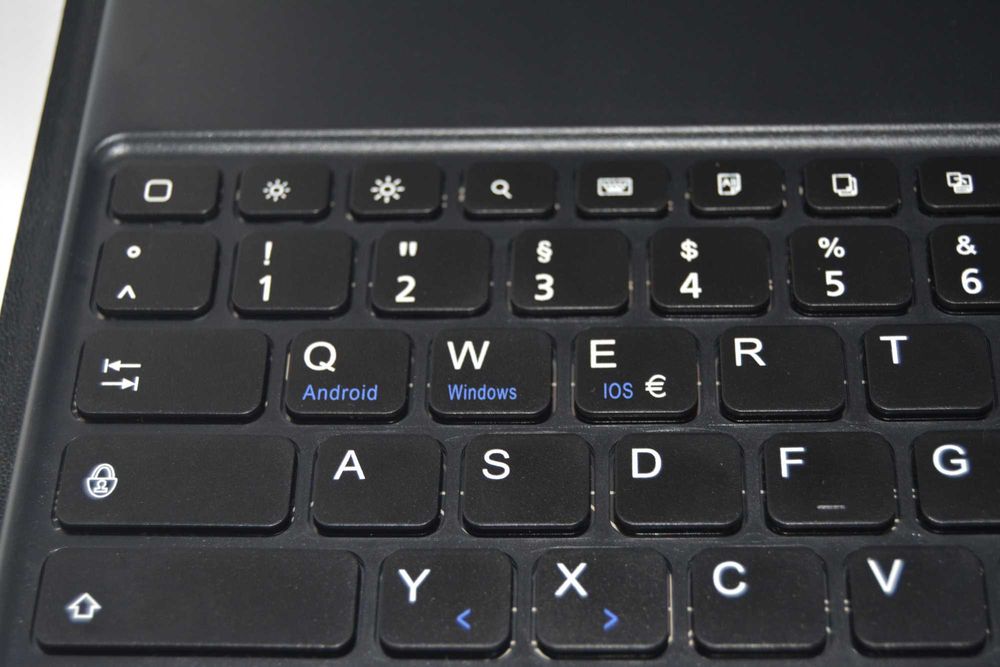 Чохол для iPad Pro 12.9" (2021/2020/2018) з магнітною ультратонкою Bluetooth клавіатурою (iOS/Android/Win) ) Бездротовий. Новий