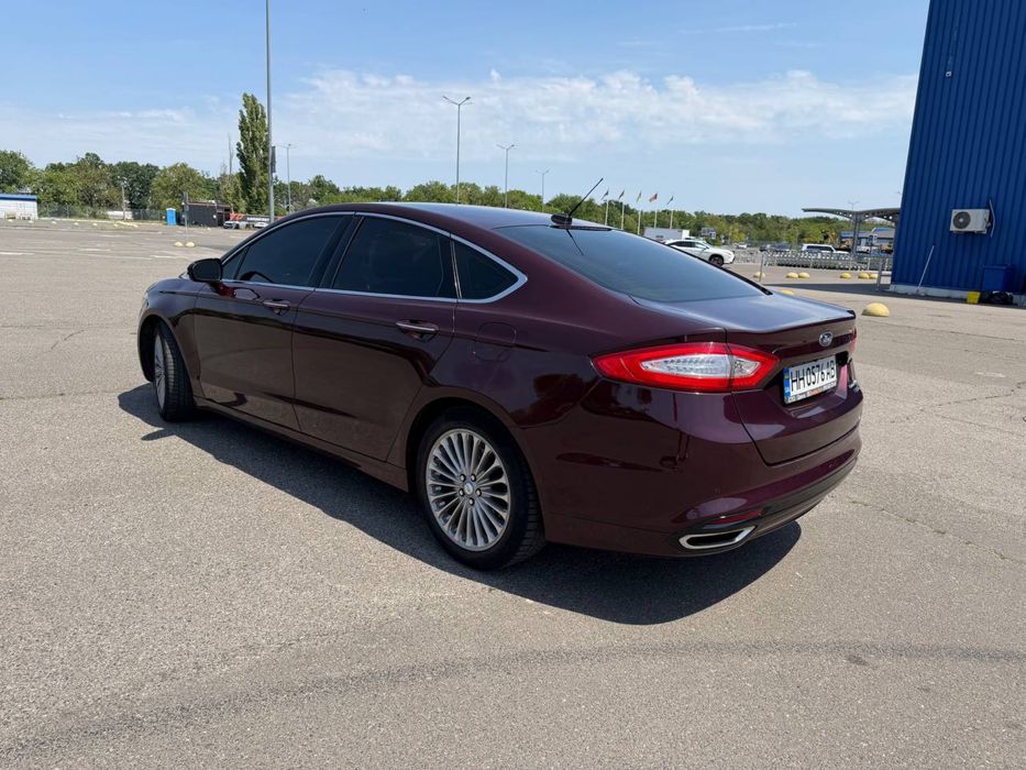 ford fusion titanium