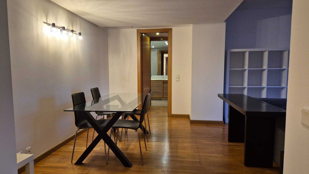 T1 EXPO: Mobilado, Equipado e Parqueamento