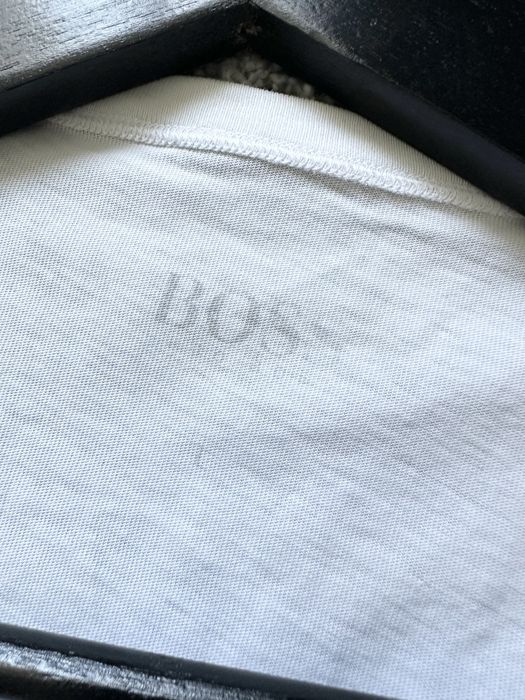 Футболка Hugo Boss чоловіча б/в