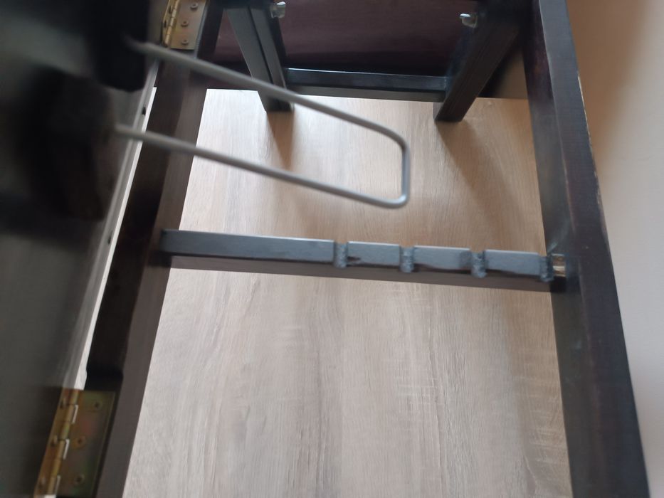 Stolik pod laptopa, tablet