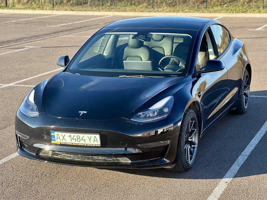 Tesla model 3 LFP 2022 14 тис ки