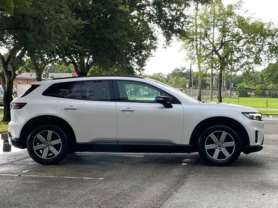 Honda Prologue      2024