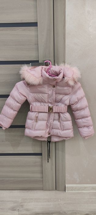 Продам куртку для дівчинки