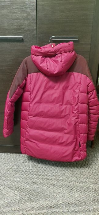 Продам зимову жіночу куртку з натуральним пухом  Outventure