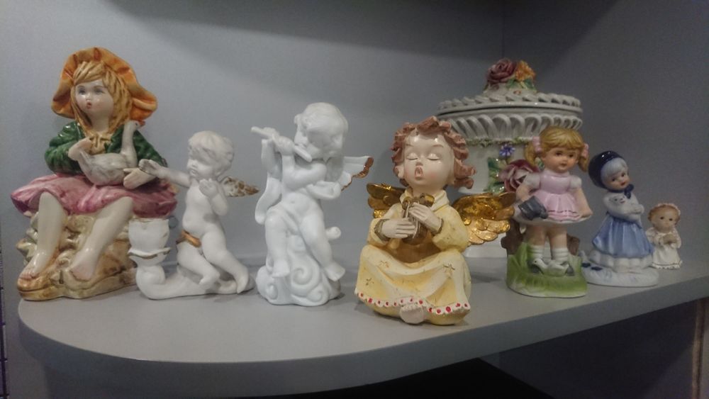 Порцелянові статуетки