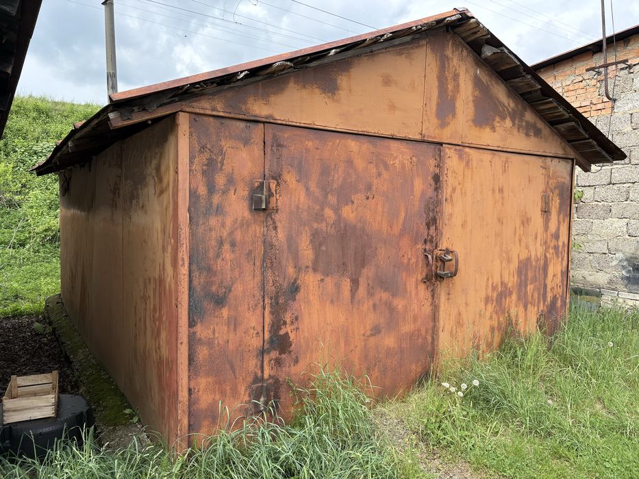 Продам гараж в хорошому стані