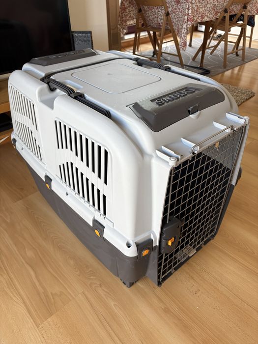 Transportadora Cães Avião IATA Skudo 6 (92x63x70)