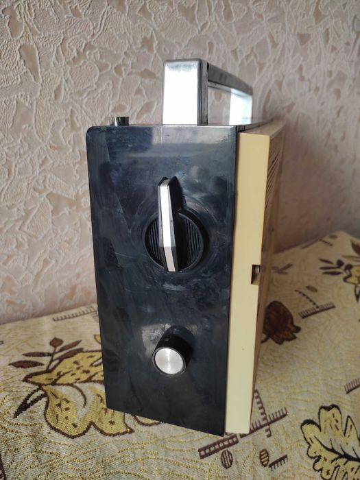 Продается советский радиоприемник