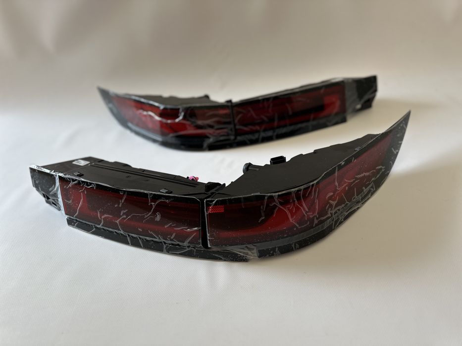 Range Rover Sport 3 фонарі задні фонарь фара стоп ліхтар в наявності