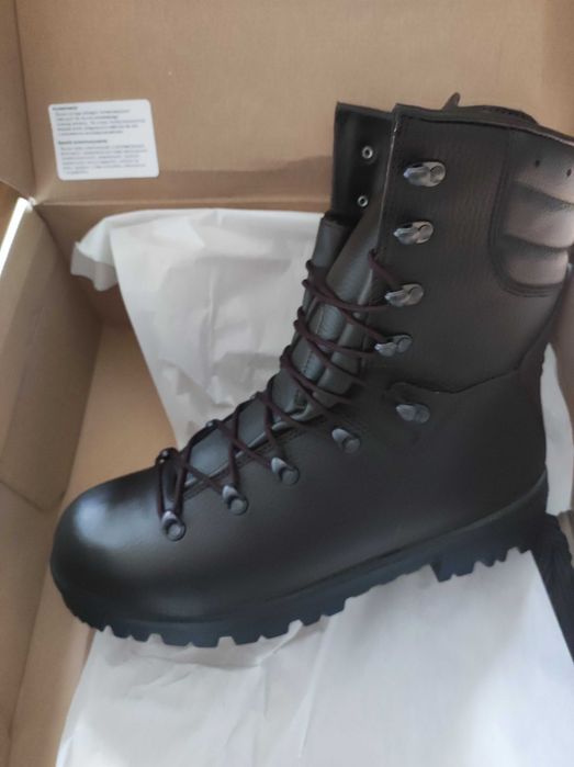 Sprzedam buty  933a/mon