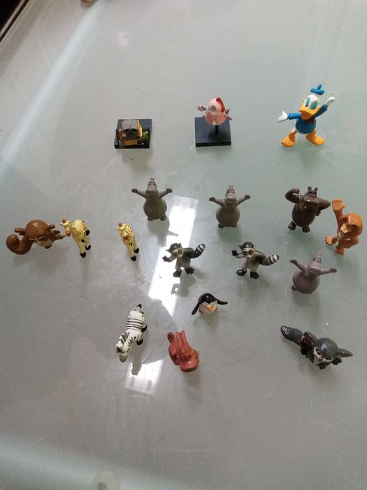 Bonecos colecionáveis