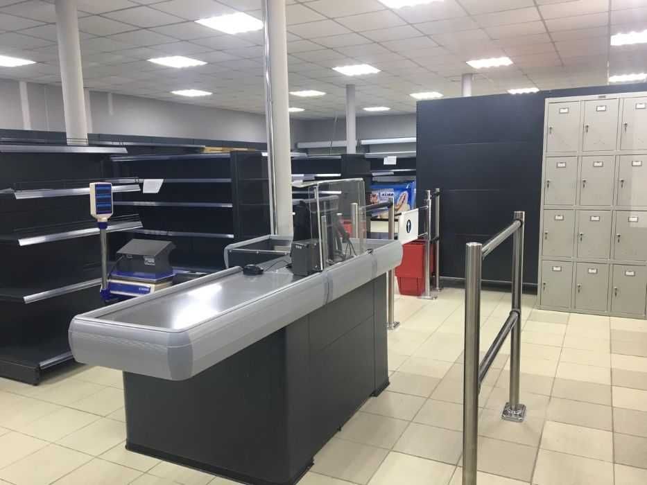 Стелажі, торгове обладнання, касові бокси в магазин