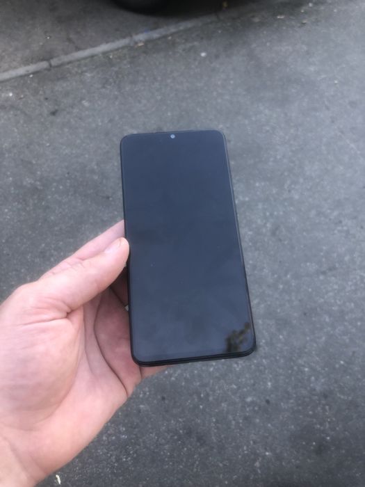 Продам Redmi note 8 pro 8 128 телефон не дорогий