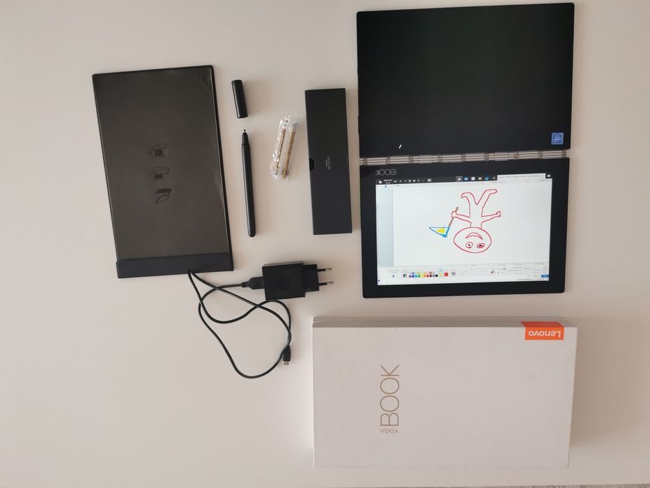 Lenovo Yoga Book (YB1-X91F) 4GB  64GB  Windows 10 Pro  Повний комплект