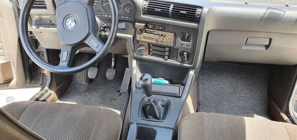 BMW E30 motorização 316