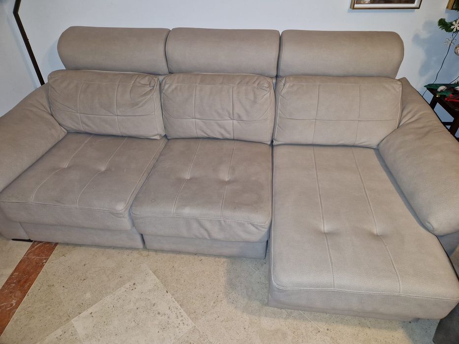 Sofá com Chaise Longue