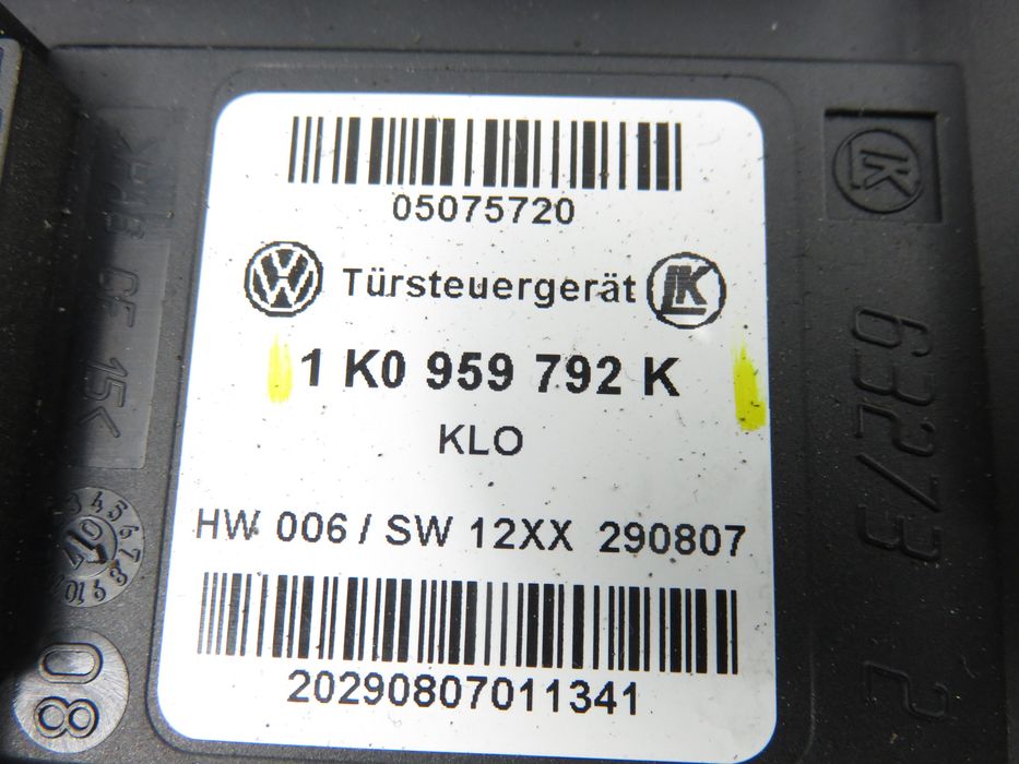 Podnośnik Szyby Prawy Przedni Vw Golf V