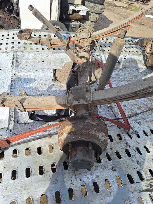 Kia k2500 2.5 tci most tyl resory polosie blizniak