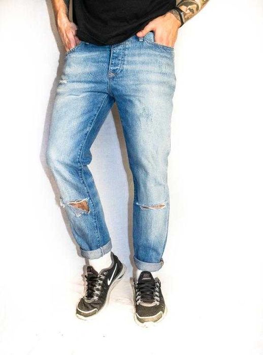 Знижка! Стильні завужені чоловічіджинси з дірками river island