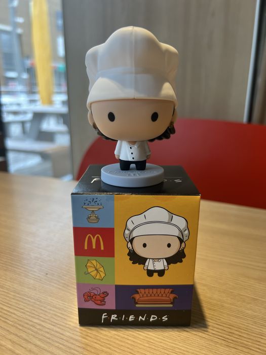 Іграшка Mcdonalds Friends Monica  Моніка