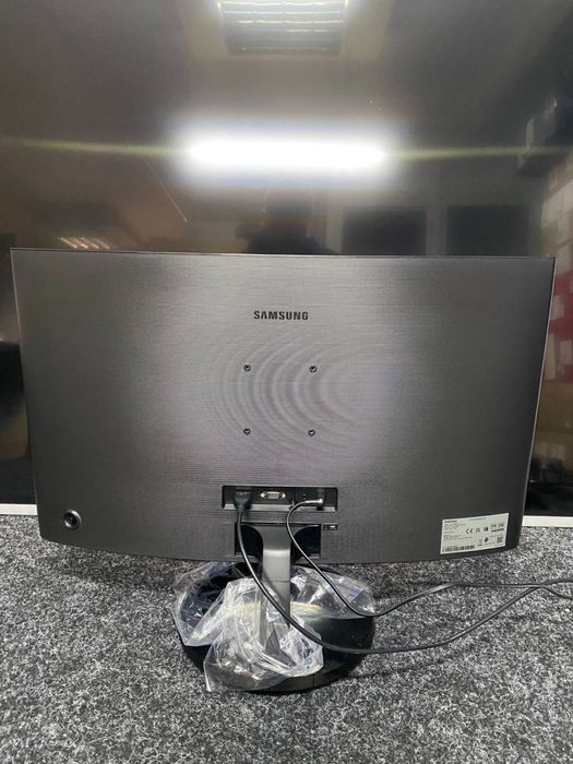 Монітор Samsung C27F398FWR, 27”дюймів FHD, VA, 60Hz
