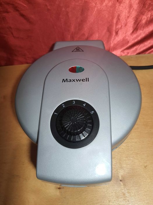Вафельница  MAХWELL  MW – 1571 – SR.